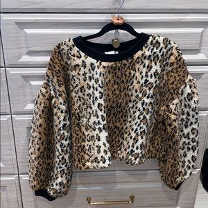 Leopard Puff Sleeve Fleece Top